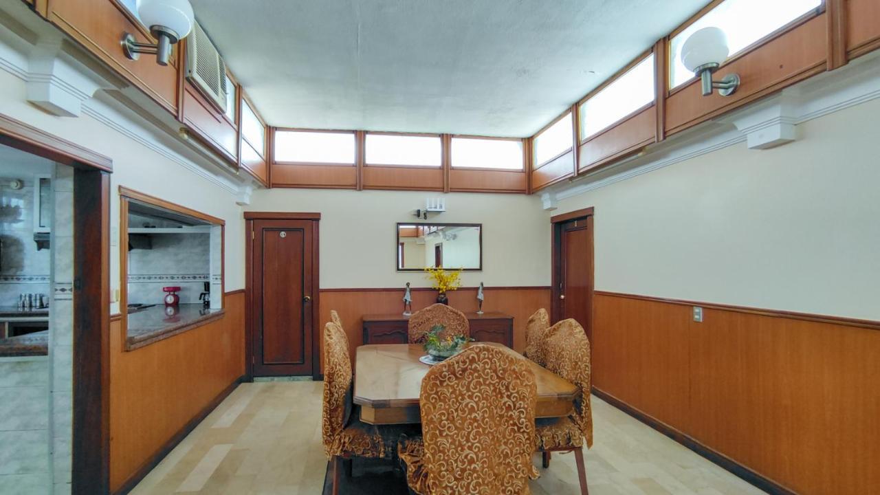 Hotel Livingston Inn Гуаякуил Екстериор снимка